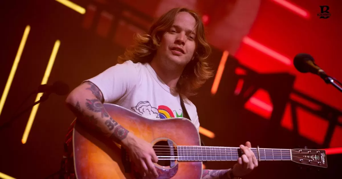 Did Billy Strings Fire His Guitar Tech?